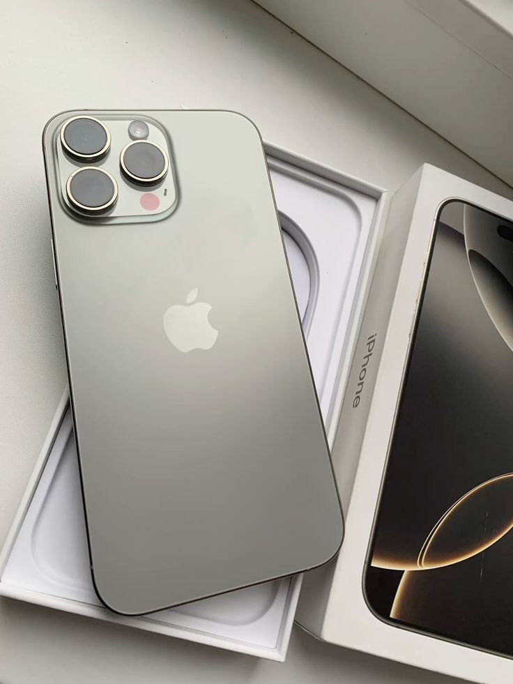 #01 RIFA DE IPHONE 16 PRO MAX